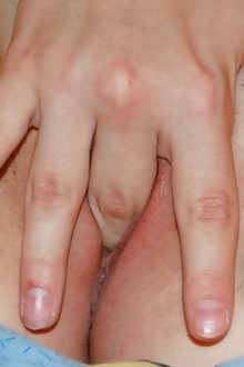 Fairy Cute teen girl fingers her juicy pussy