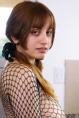Arya Subtly Flavored With The Cream Of Her Orgasm