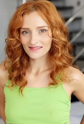 Lucianna Lucci Taking With Her Plump Twat And Her Lovely Slim Body