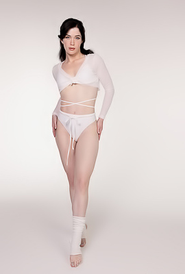 Evelyn Claire American Beauty Is Alluring In Sporty Lingerie