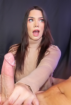 Ivy Ireland gives expert handjob finishing man quickly