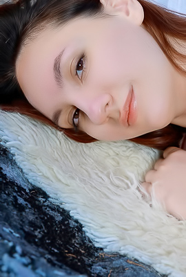 Contrasting Unveiling: Lea Kitten Reveals Hidden Seduction